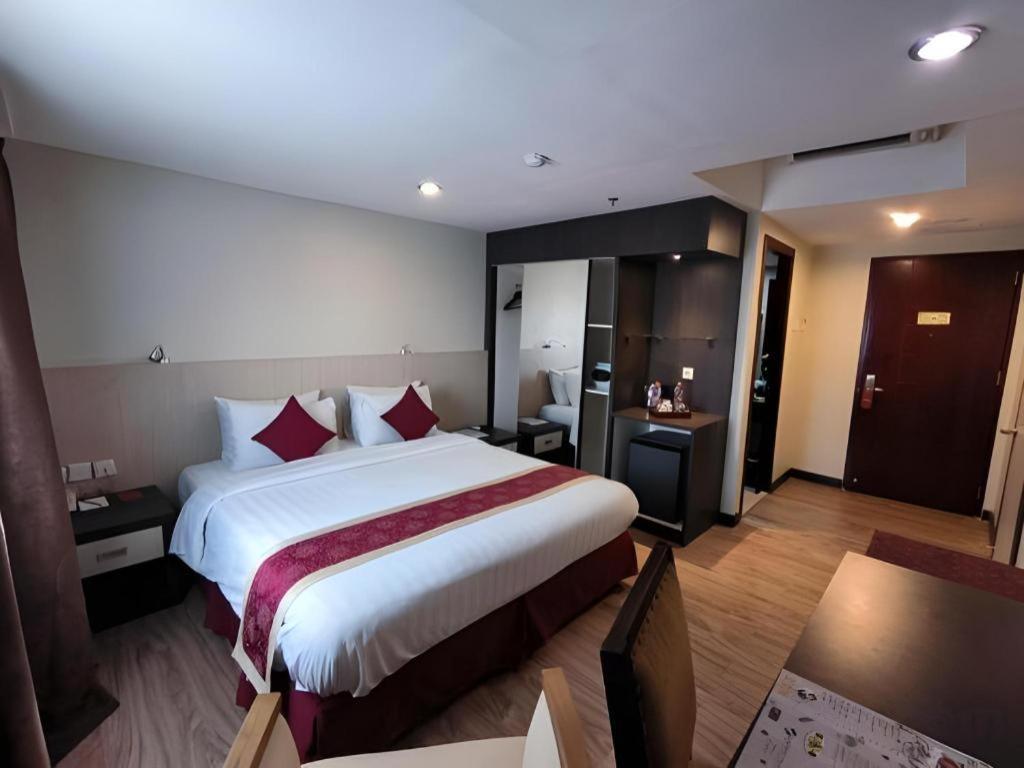 Hotel Hermes Palace