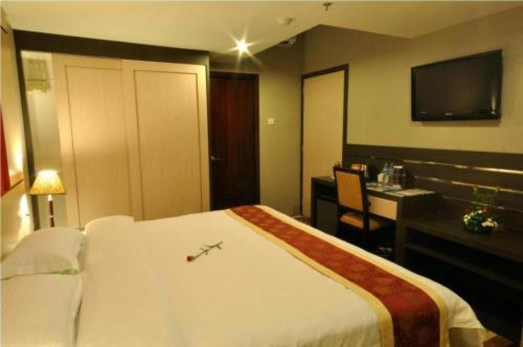 Hotel Hermes Palace