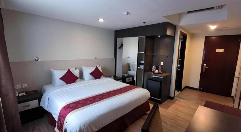 Hotel Hermes Palace Medan