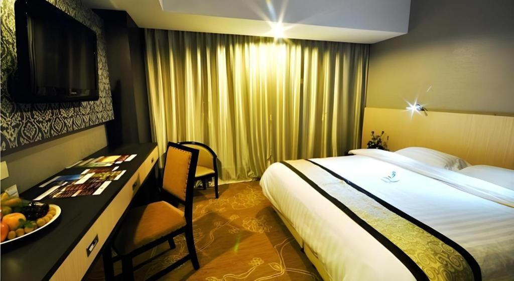 Hotel Hermes Palace